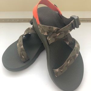Chacos x Howler Brothers Size M9